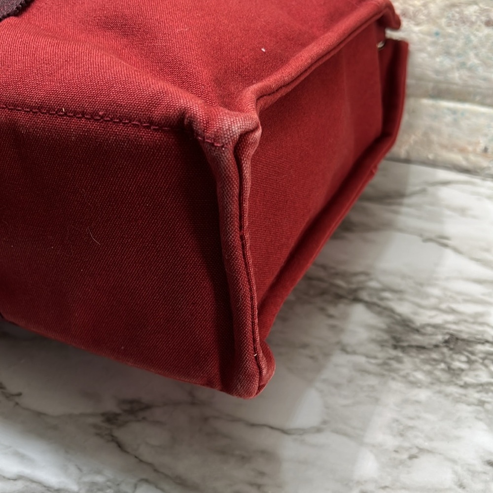 Hermès Fourre Tout MM Red Canvas Tote Bag - Picture 9 of 16